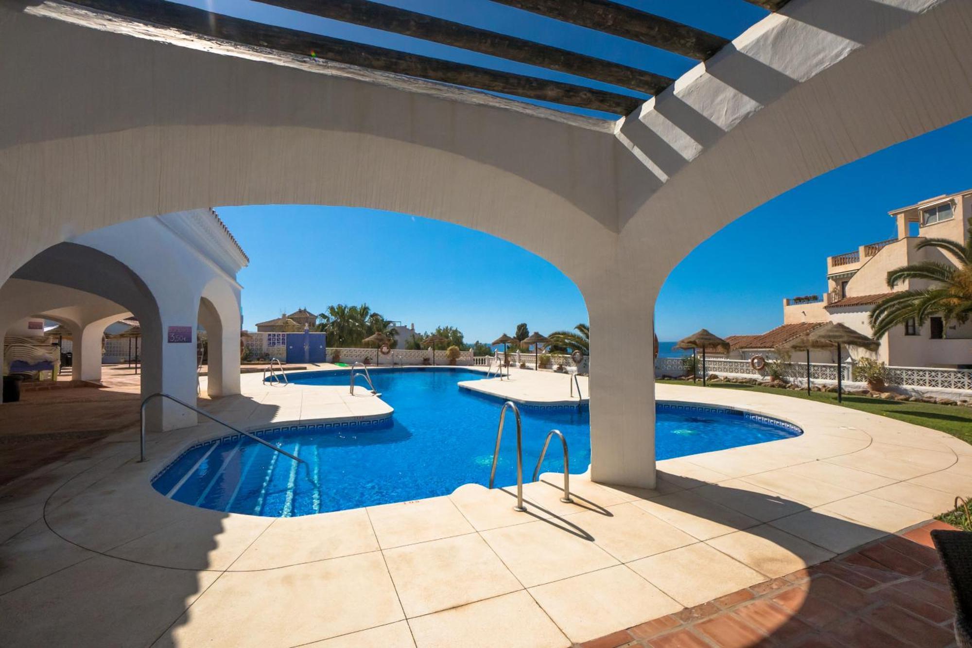 Capistrano Playa 512 Menyber Apartment Нерха Екстериор снимка